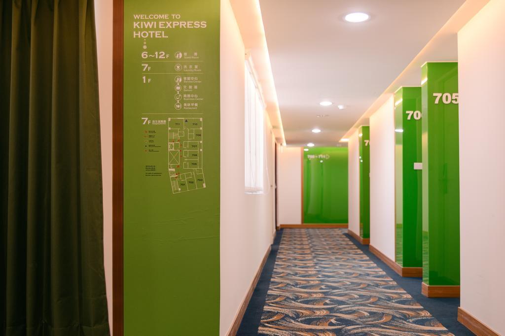 Kiwi-Taichung Station Branch 1 Hotell Eksteriør bilde