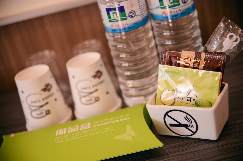 Kiwi-Taichung Station Branch 1 Hotell Eksteriør bilde